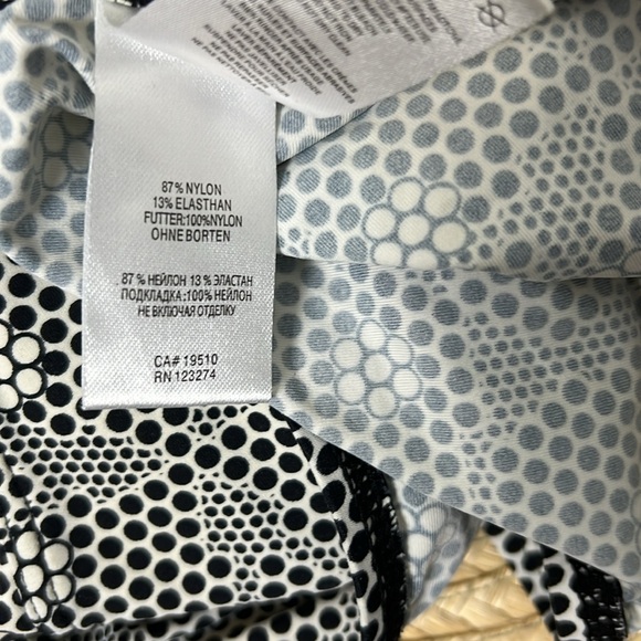 Lole Island Bubble Cutout Back Strapless Aztec Print Swimsuit Size Medium - Picture 6 of 10